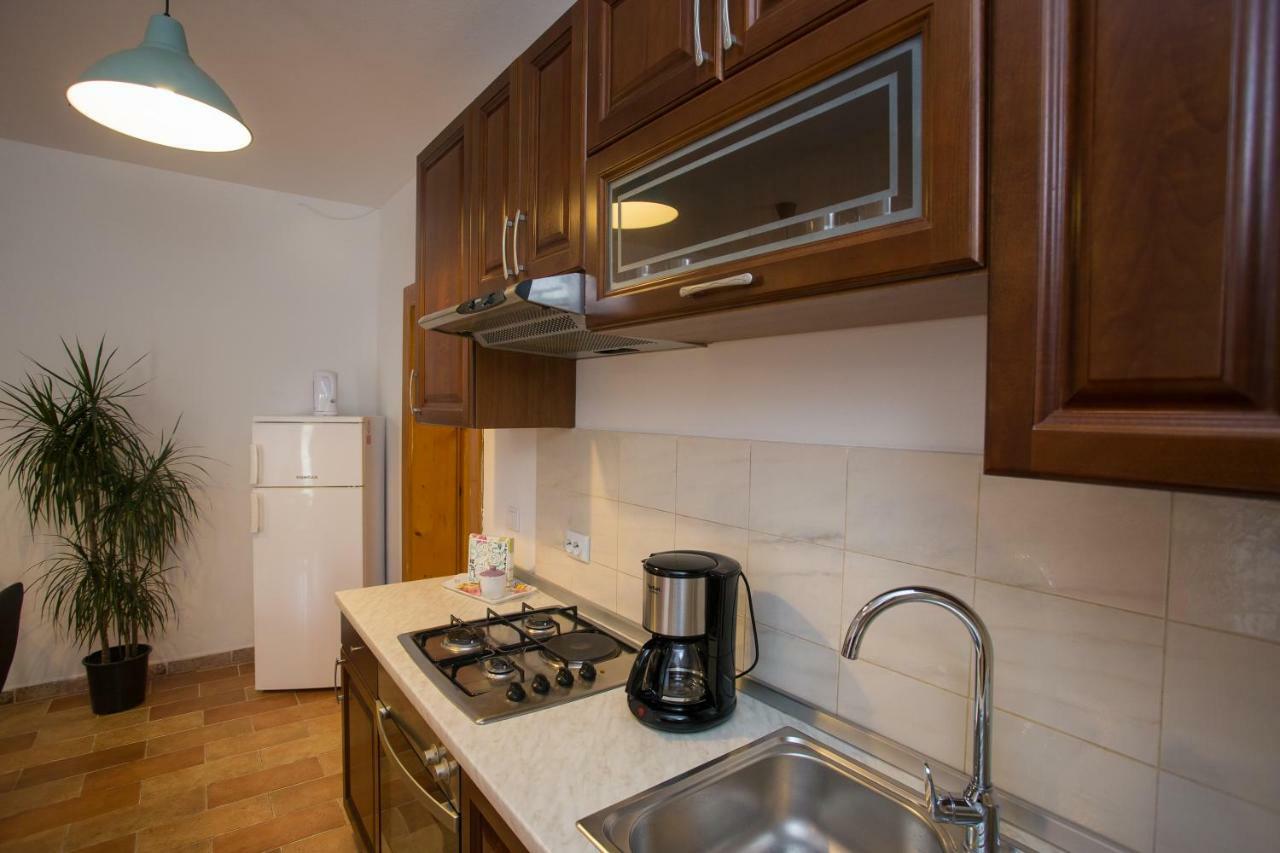 Apartman Girasol Pula Daire Dış mekan fotoğraf
