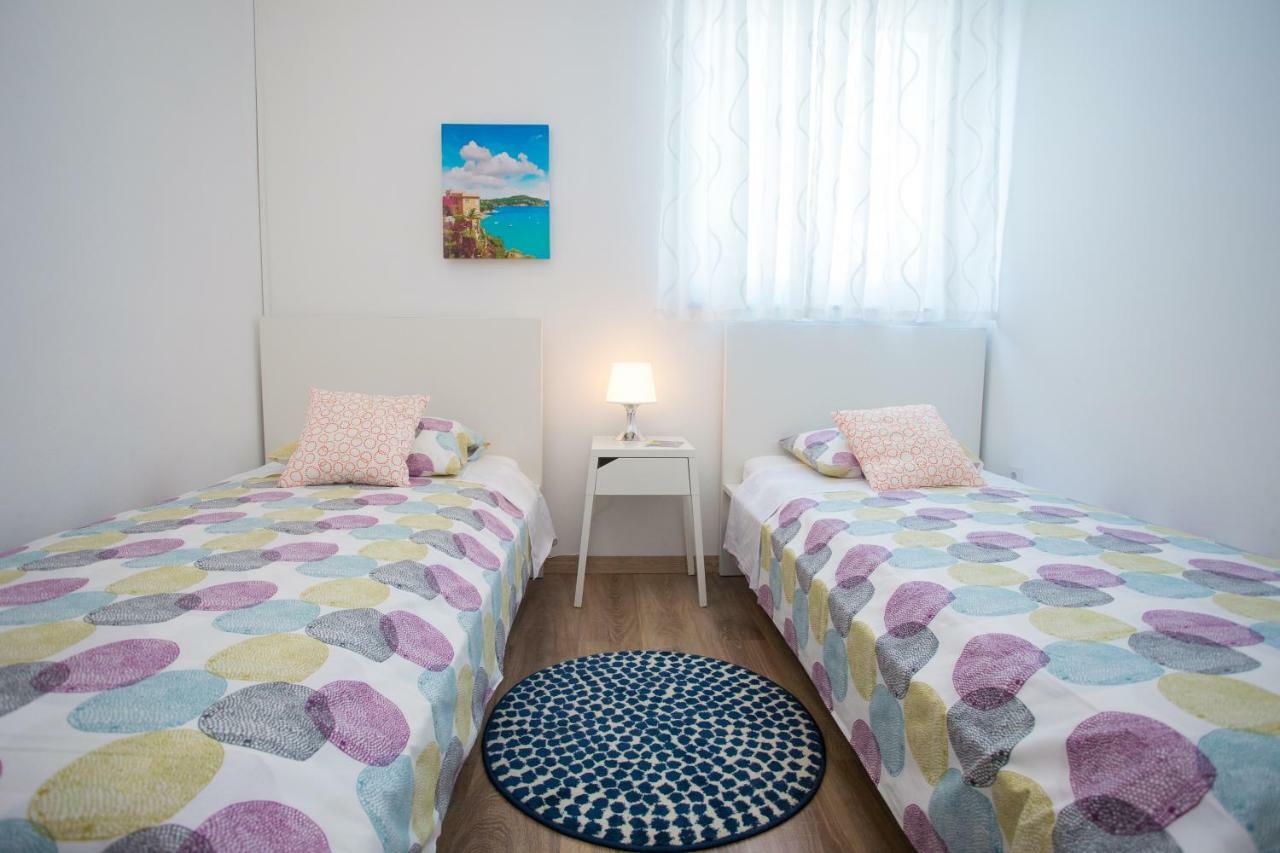 Apartman Girasol Pula Daire Dış mekan fotoğraf